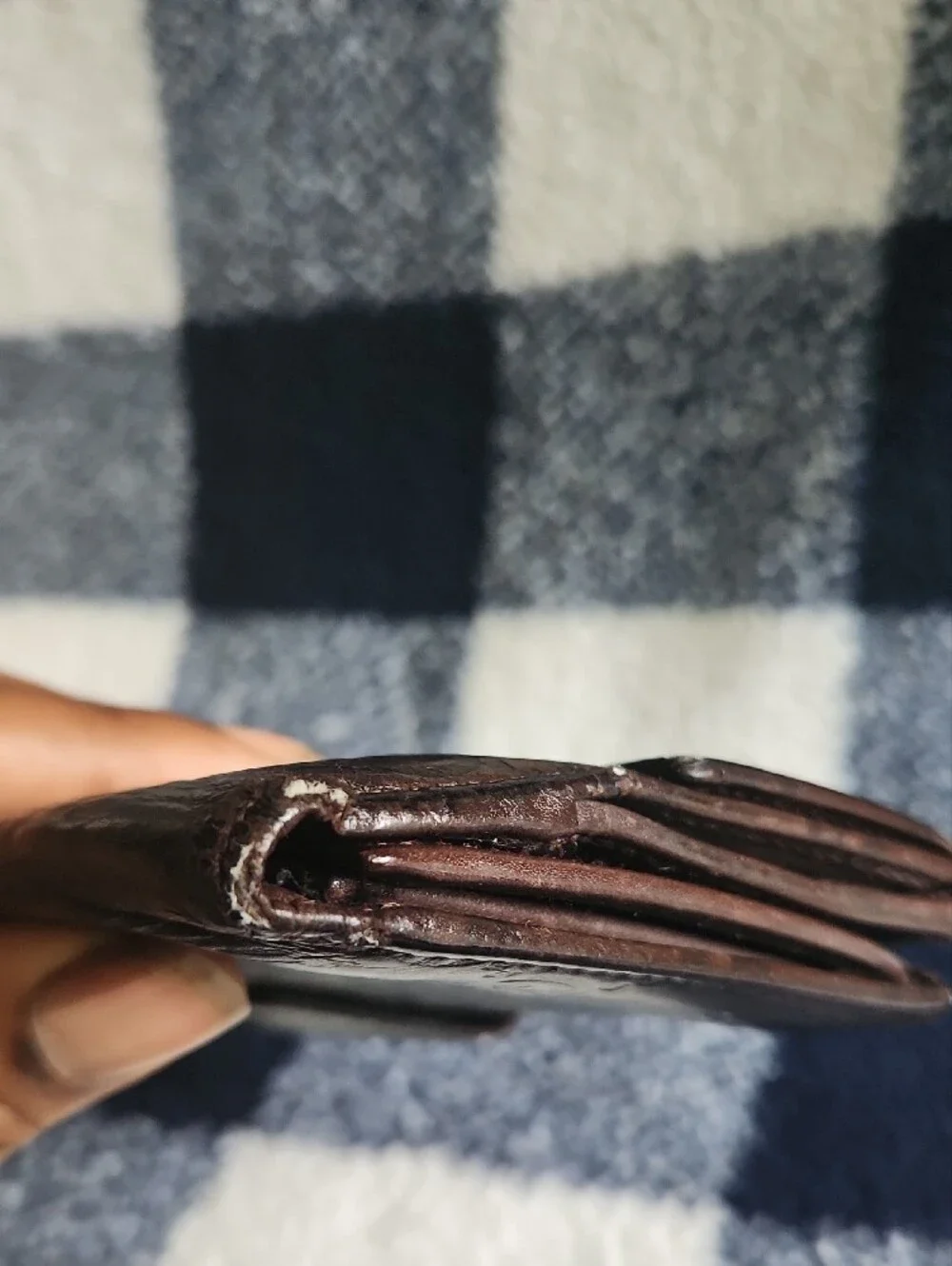 Gucci Dark Brown Embossed GG Leather Wallet with Gold Plate - Picture 5 of 7
